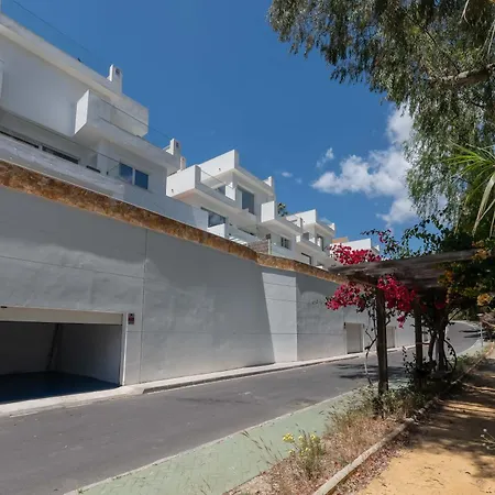 Vb Maestro 4br W Heated Pool Holiday home Benalmadena